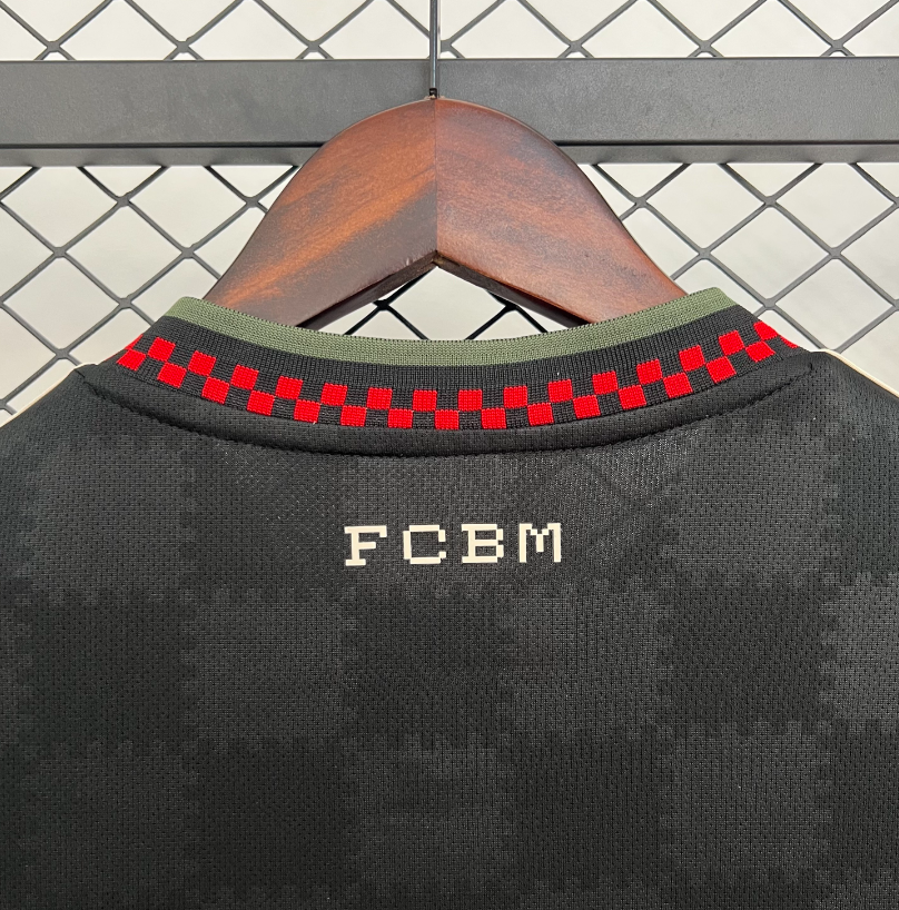 25∕26 Bayern Munich third away