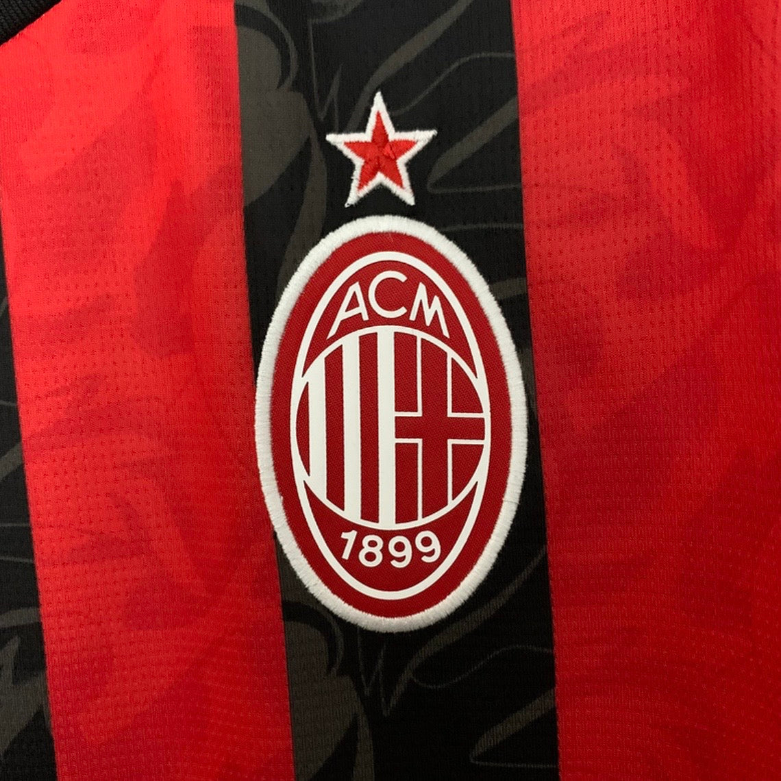 25∕26 AC Milan Home