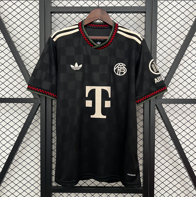 25∕26 Bayern Munich third away