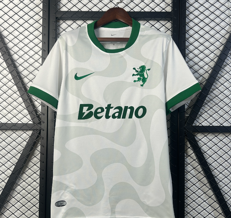 25∕26 Sporting Away