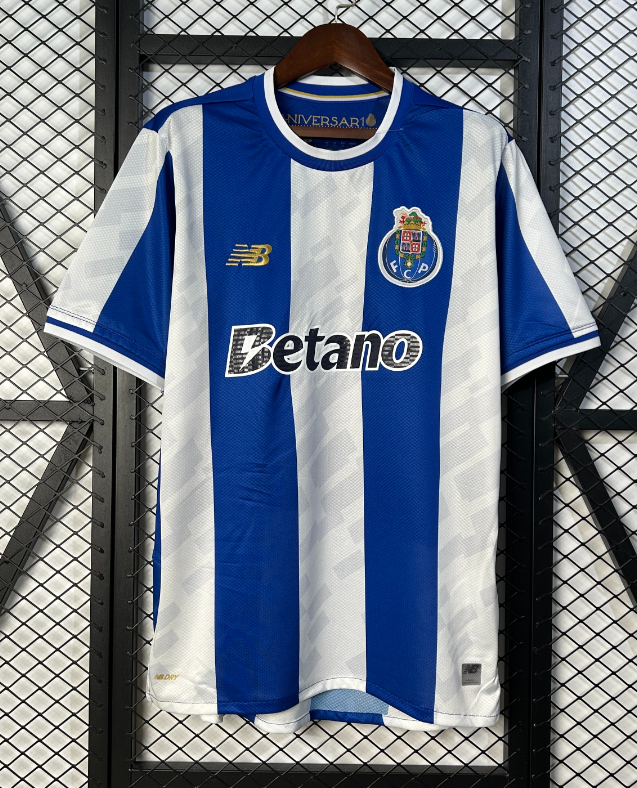 25∕26 Porto home