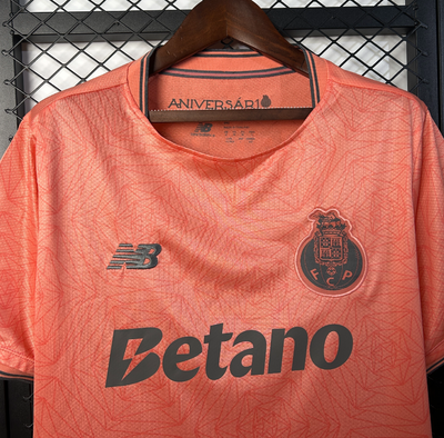 25∕26 Porto Away