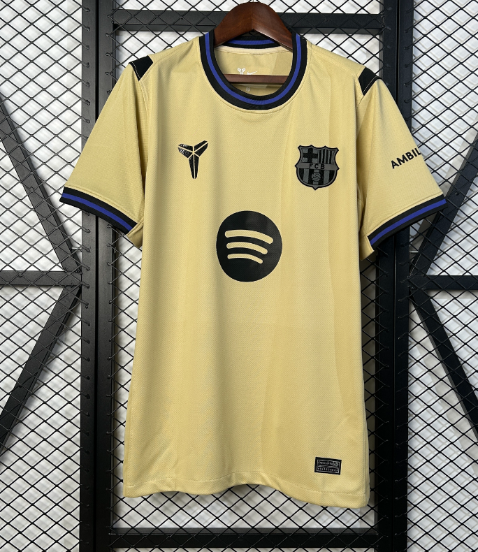 25∕26 Player Barcelona Away