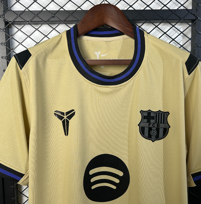 25∕26 Player Barcelona Away