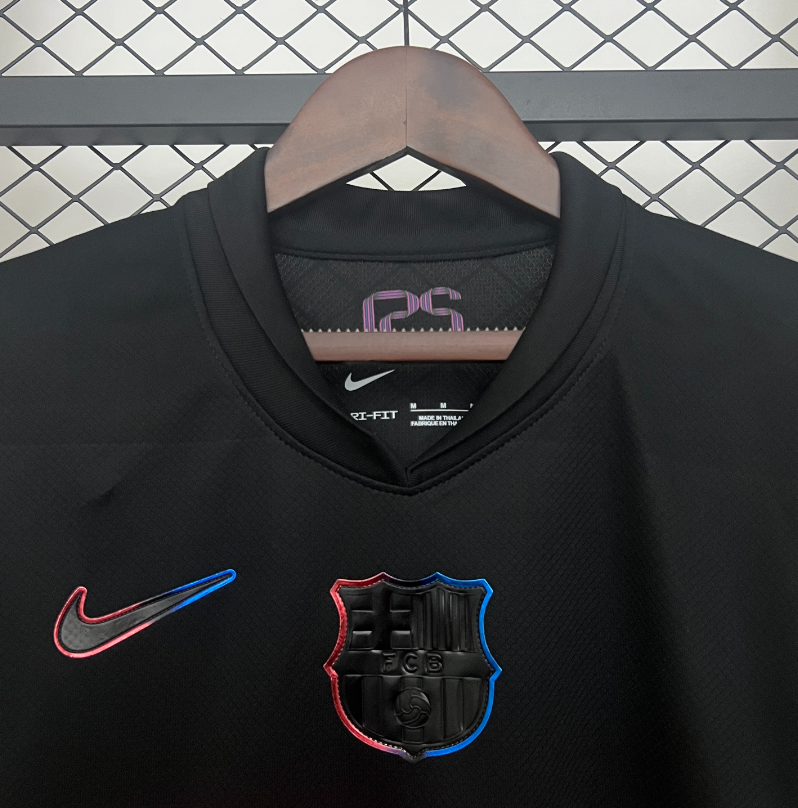 25∕26 Barcelona away