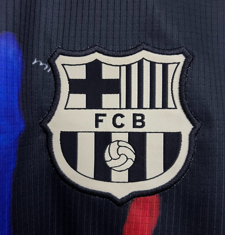 25∕26 Barcelona Special Edition