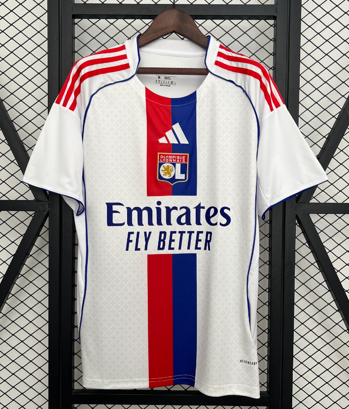 25∕26 Lyon Home