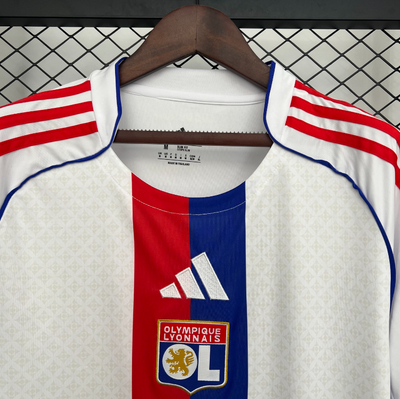 25∕26 Lyon Home