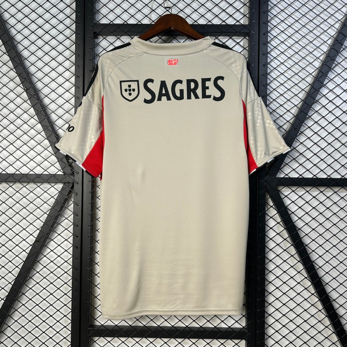 25∕26 Benfica Away