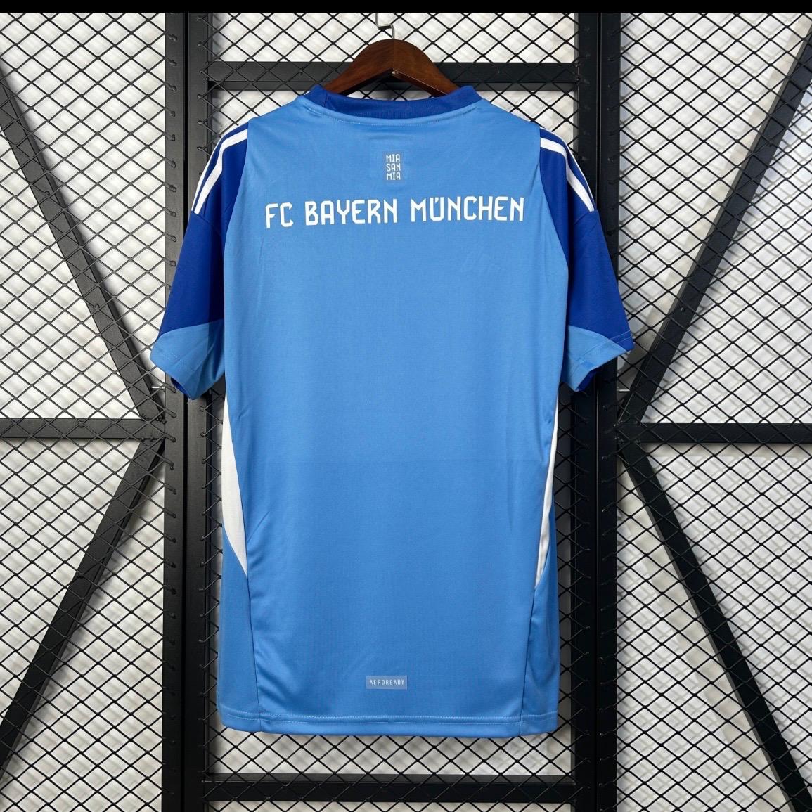 25∕26 Bayern Munich Goalkeeper