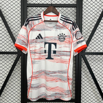 25∕26 Bayern Munich third away